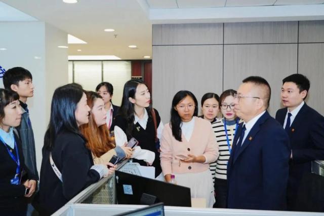 中国人保董事长王廷科谈风险减量服务成效：理论研究显示投入1美元 可减少6美元赔付