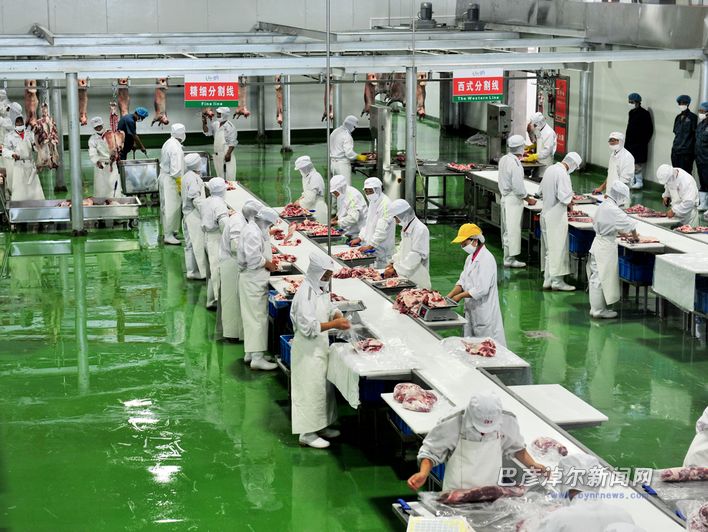 哈萨克斯坦首家钨矿加工厂投产