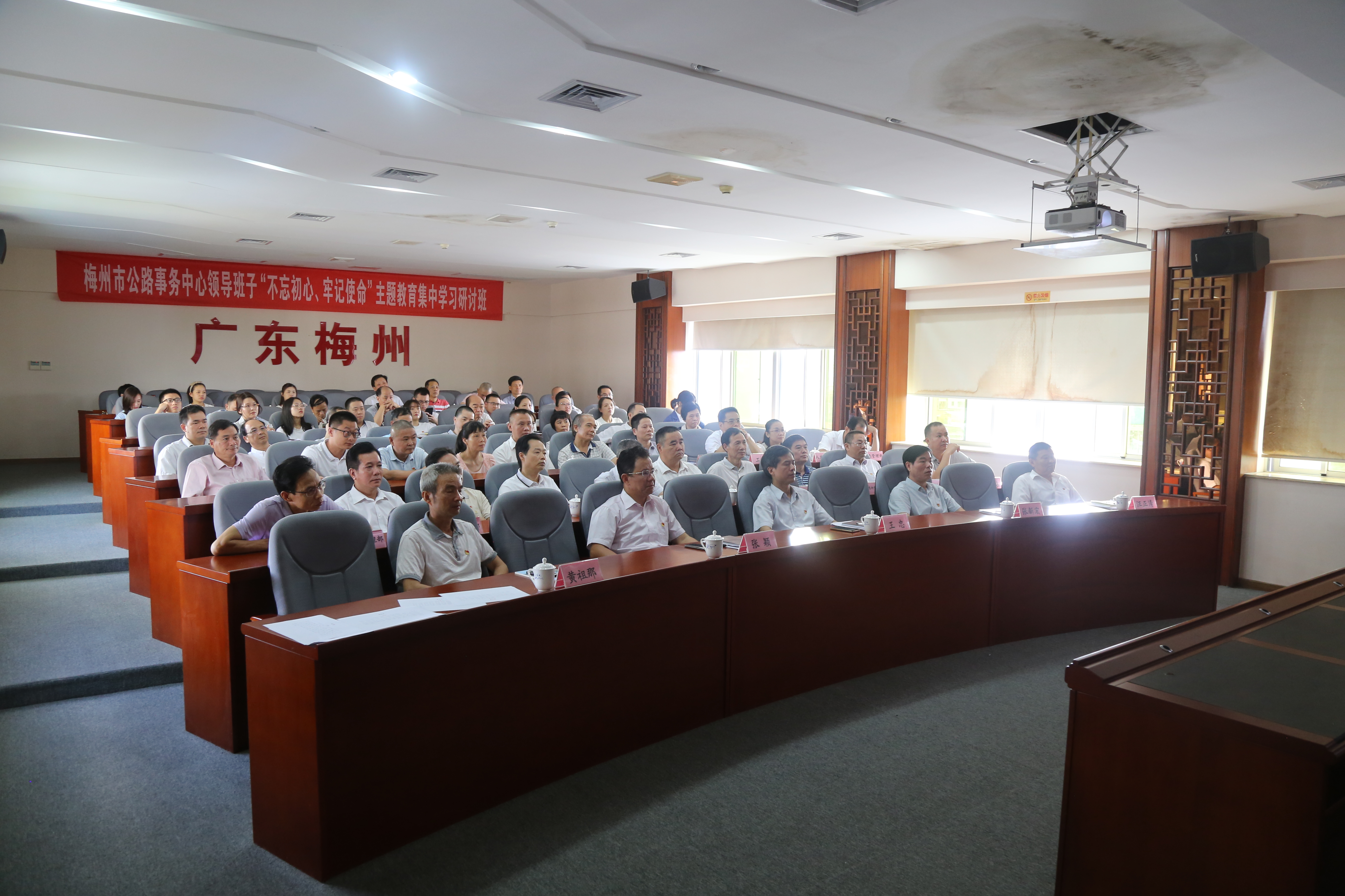 全国政协委员、广东证监局局长杨宗儒：提升投资者维权效率和便利度 将可转债纳入特别代表人诉讼制度适用范围