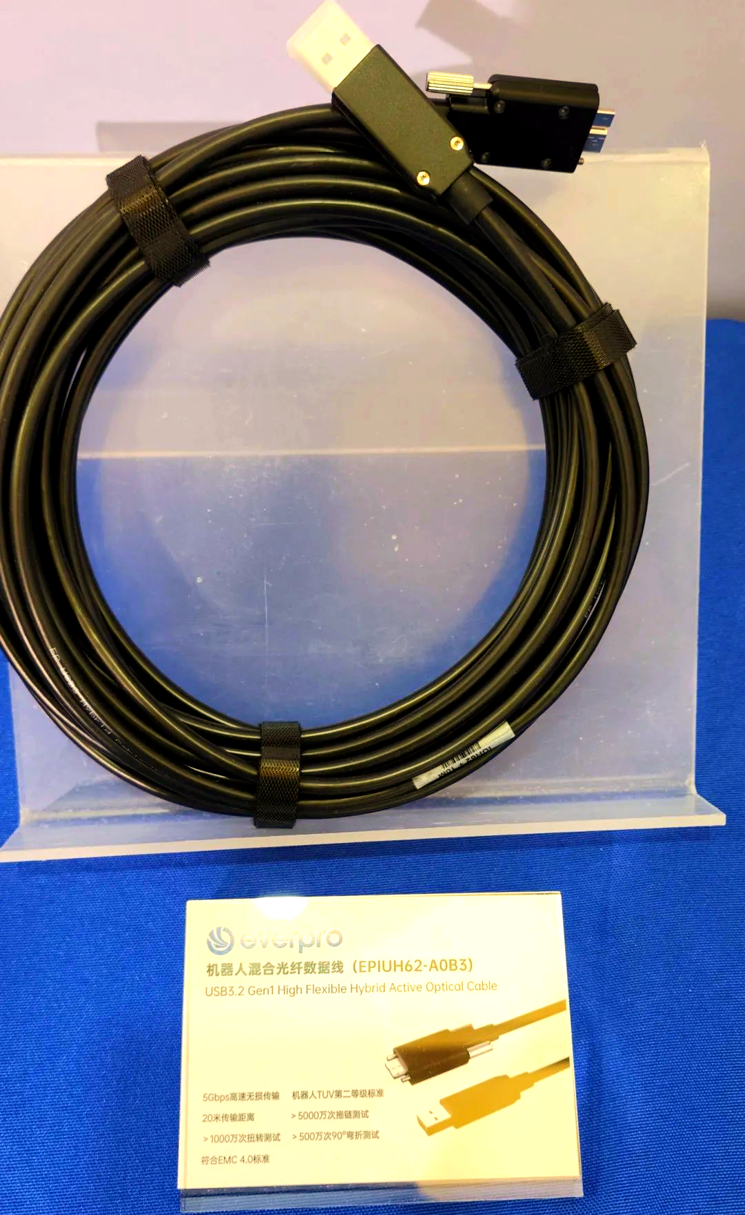 长飞光纤获得发明专利授权：“一种测量光纤的纤芯有效直径的装置及方法”