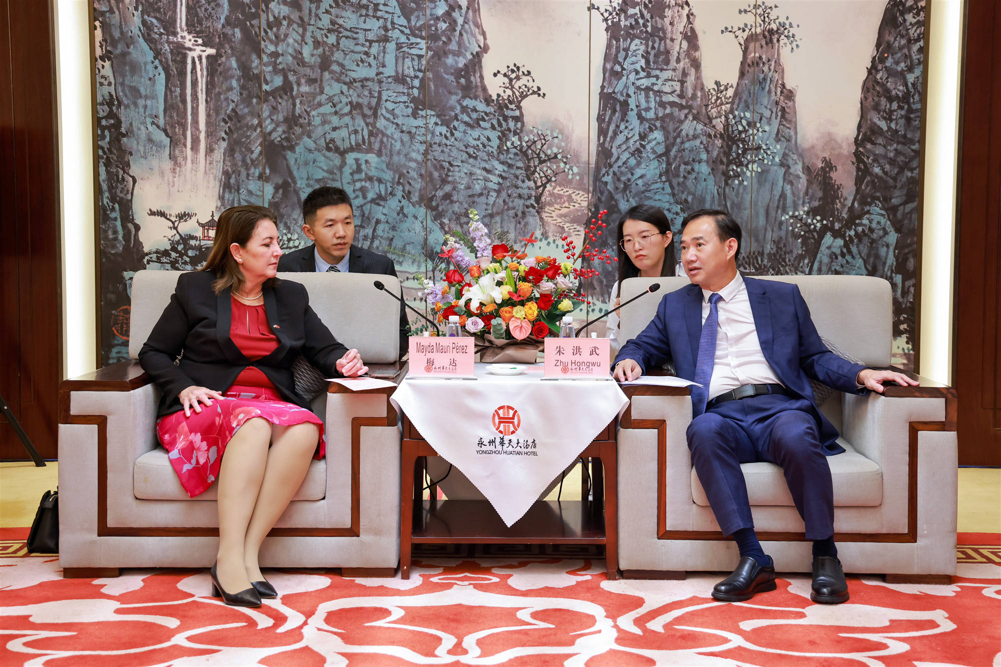 古巴同中国深化能源合作