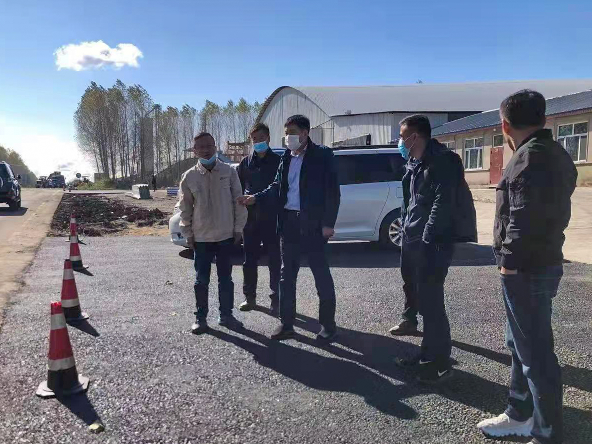 龙建股份获得实用新型专利授权：“一种道桥施工用便于调节的测距仪”