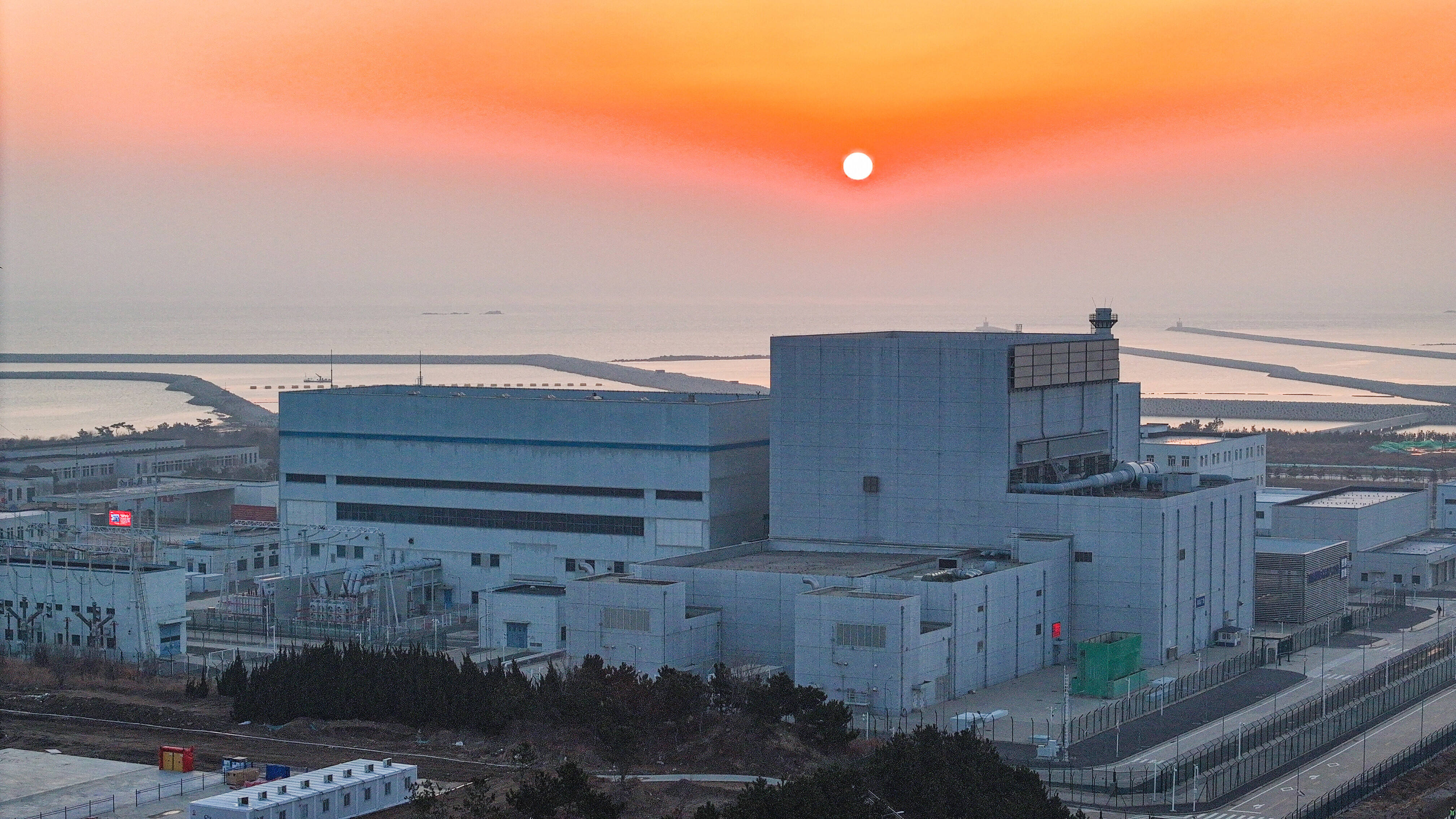 佳电股份：高温气冷堆用主氦风机是第四代核电高温气冷堆一回路唯一的能动设备