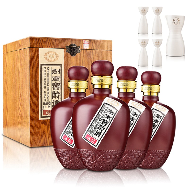 剑南春之困：高端上不去，低端又失守