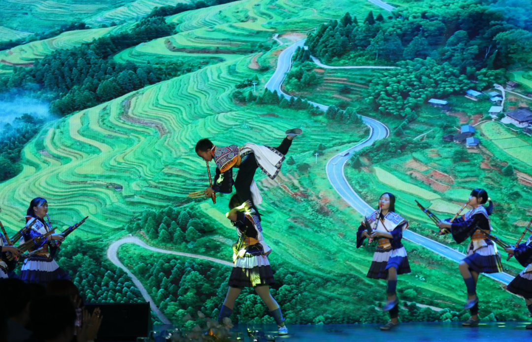 【ESG动态】阅文集团（00772.HK）获华证指数ESG最新评级BBB，行业排名第4