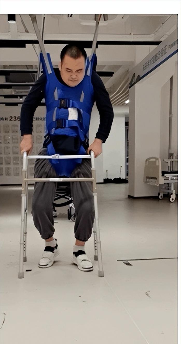 为意念装上现实“臂膀” 脑机接口助力“心想”到“事成”