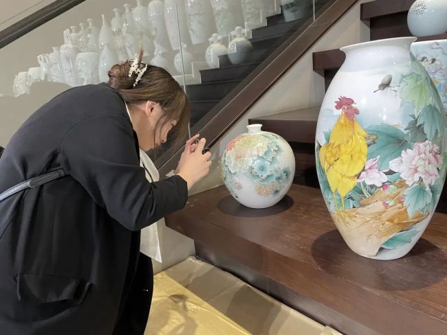 华瓷股份：关注市场需求变化积极探索传统文化与现代消费趋势结合点