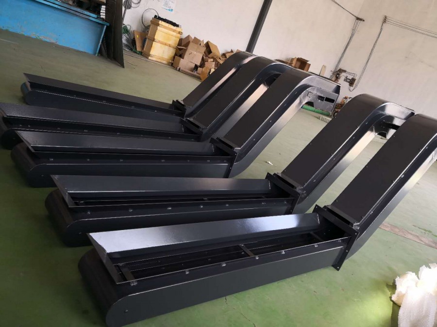 先锋精科获得实用新型专利授权：“一种卧式加工中心用排屑机”