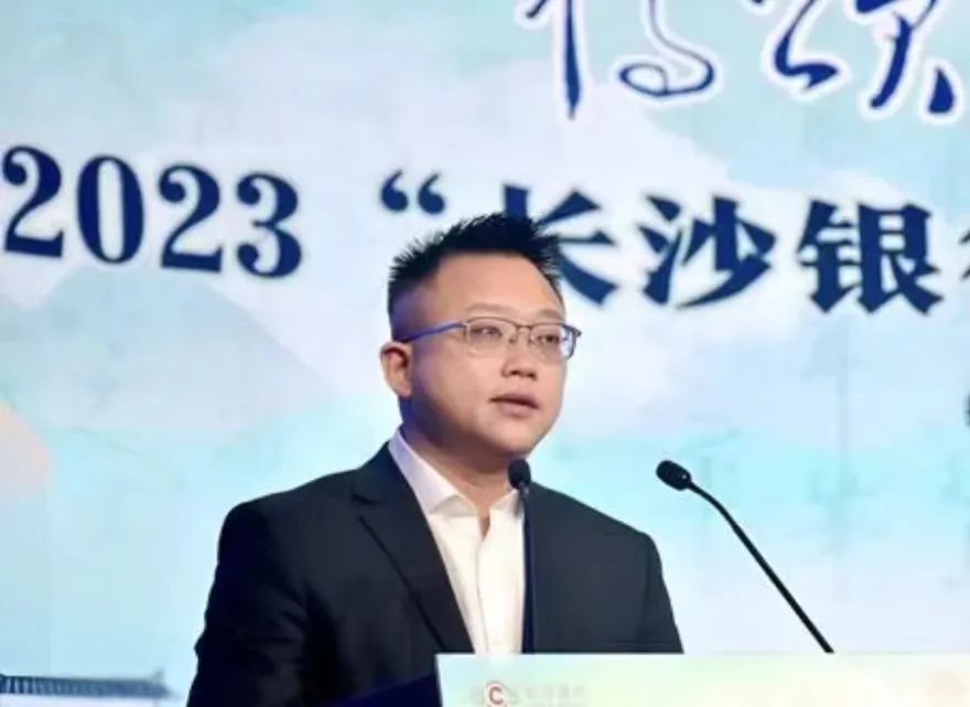 建设银行：同意聘任雷鸣担任副行长