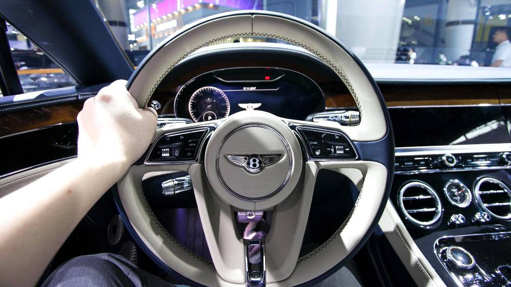 汉桑科技获得发明专利授权：“一种汽车遮阳装置和汽车”