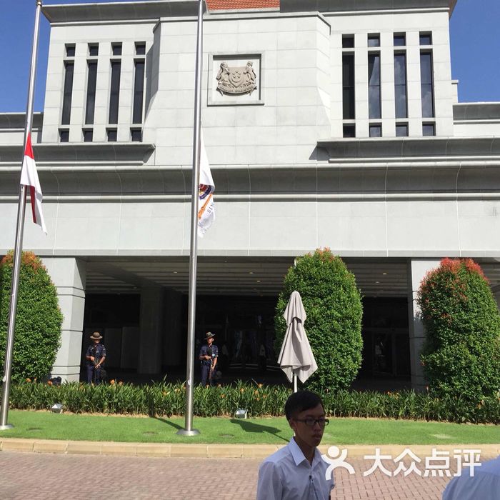 于维华参赞拜会马里总统府粮食安全署署长