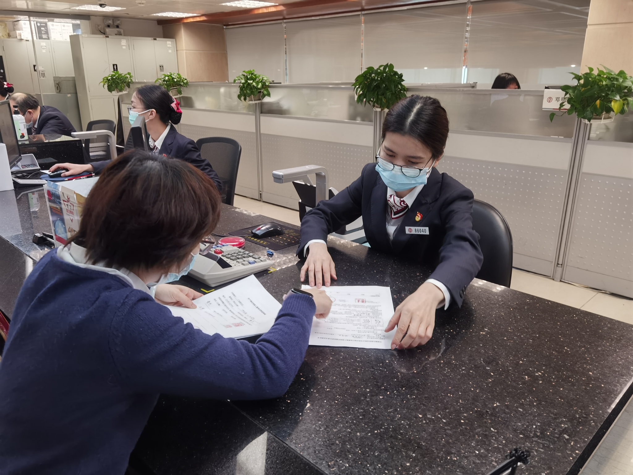 中国人民银行广东省分行：前9月境外机构在广东办理跨境债券交易近4000亿元