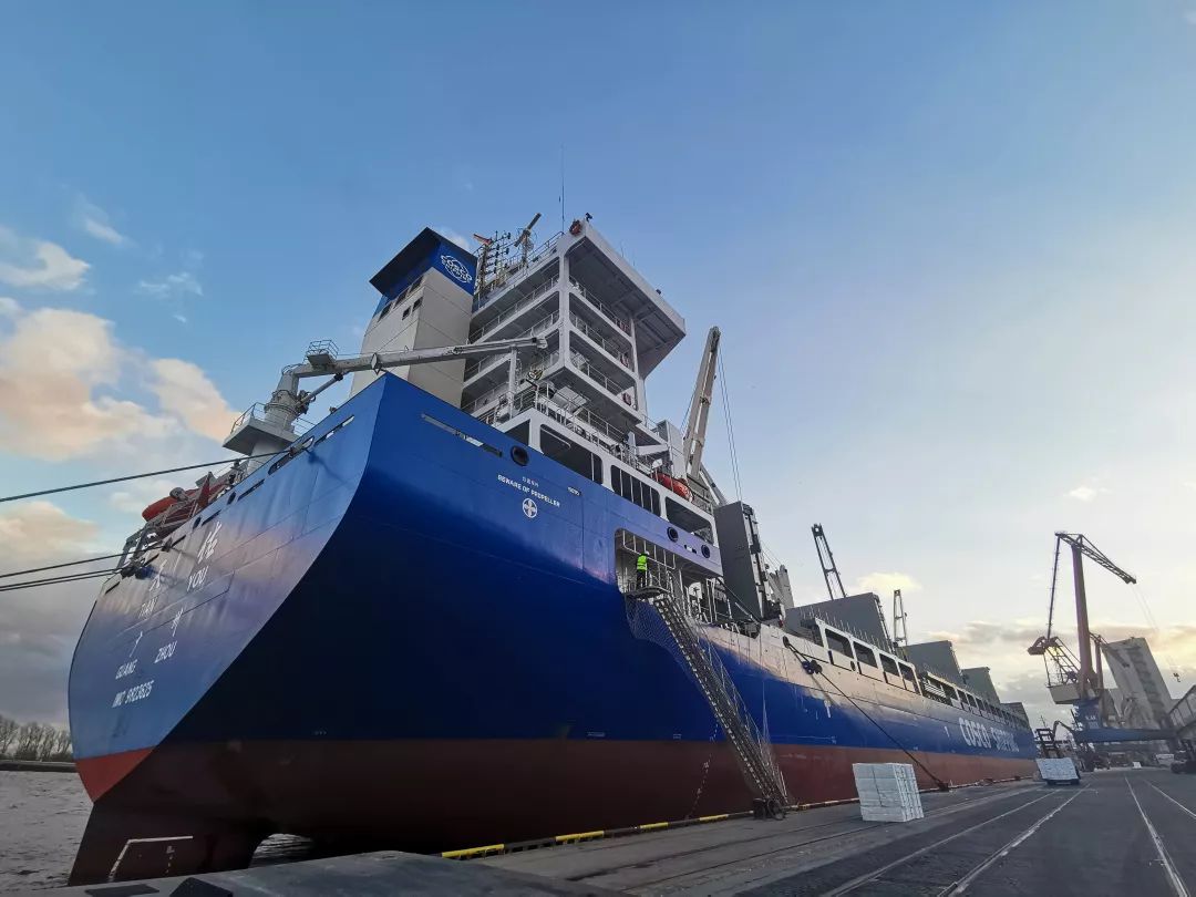 润邦股份：与中远海运特运合作不涉及船舶建造业务