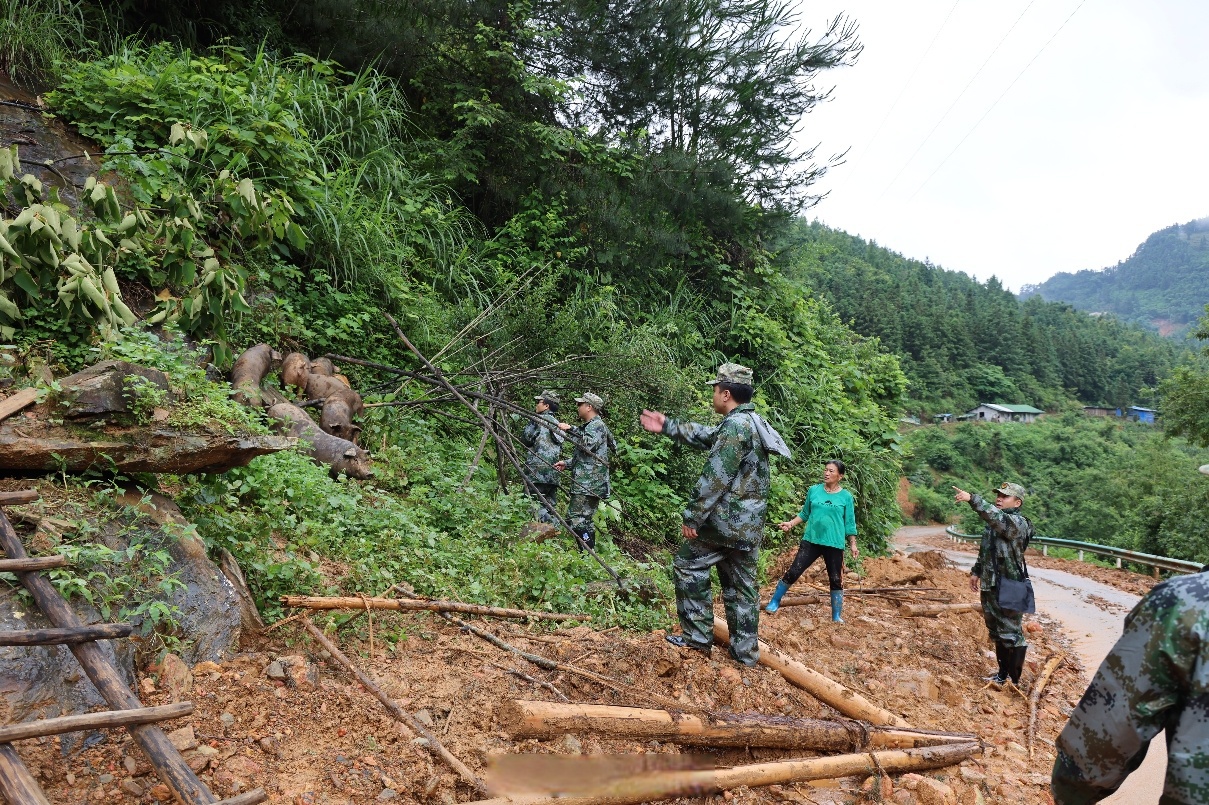 多地遭暴雨袭击 银行机构全力支持防汛救灾