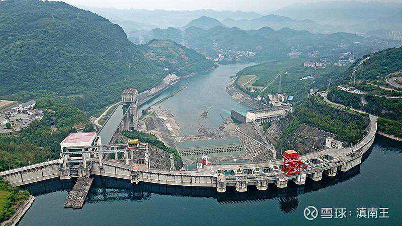 华能水电获得发明专利授权：“一种排水沟施工装置”