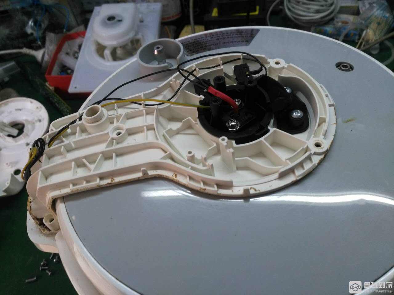 浙江鼎力获得发明专利授权：“一种便于维修电推杆的剪叉式高空作业平台及维修方法”