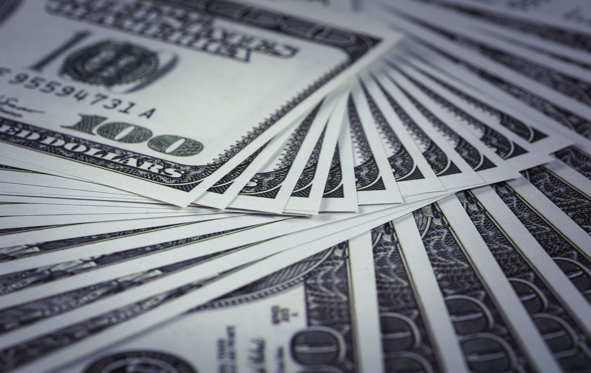 美国财政部拍卖220亿美元30年期国债，得标利率4.773%