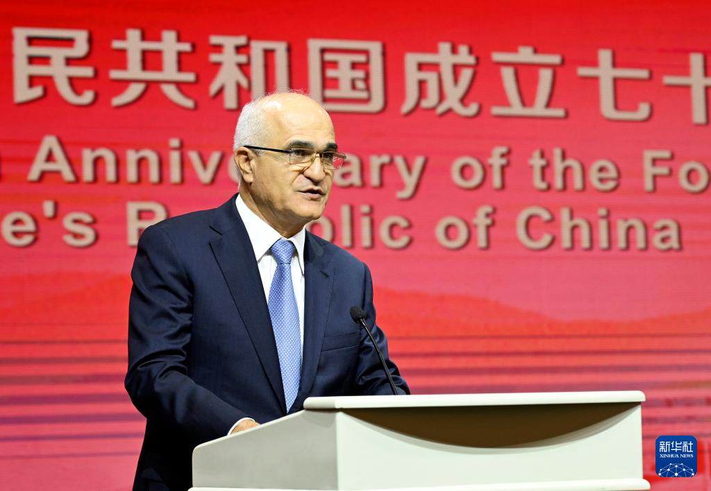 1-10月阿塞拜疆和中国贸易额同比增长26.5%