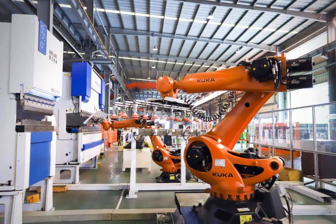 智微智能：12月30日高管郭旭辉减持股份合计115.2万股