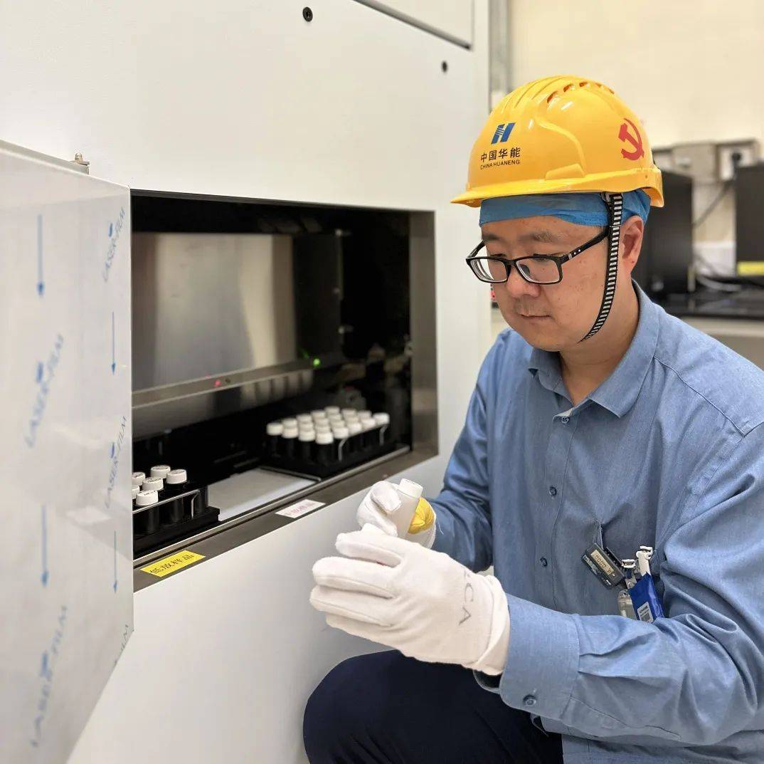 贯彻“双碳”与创新驱动，如新集团2025年荣誉见证ESG实践