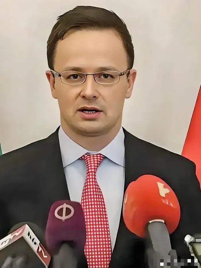 恒辉安防：截止2025年12月31日股东总人数13,928人