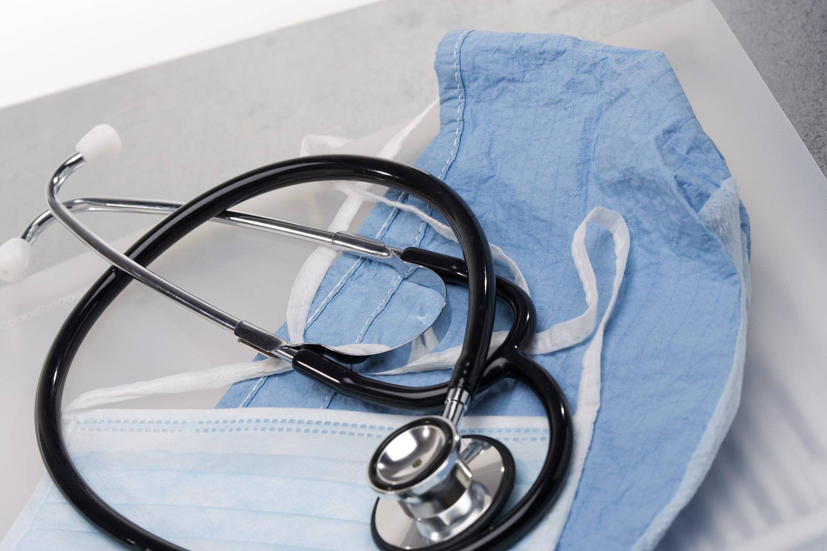 赴港上市的先为达生物：估值水涨船高难掩亏损窘境，核心产品遭红海围剿