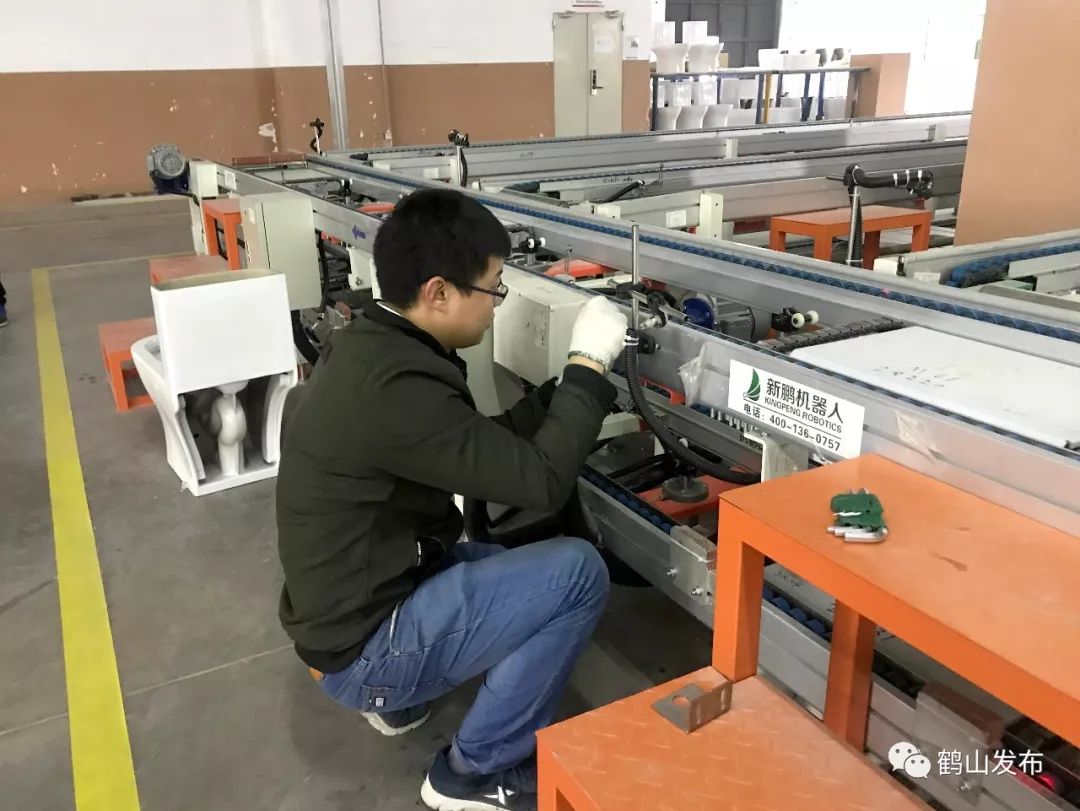 楚天科技预计2025年盈利2.35亿元至3亿元：63岁董事长唐岳上年薪酬285万 职工人均薪酬27万