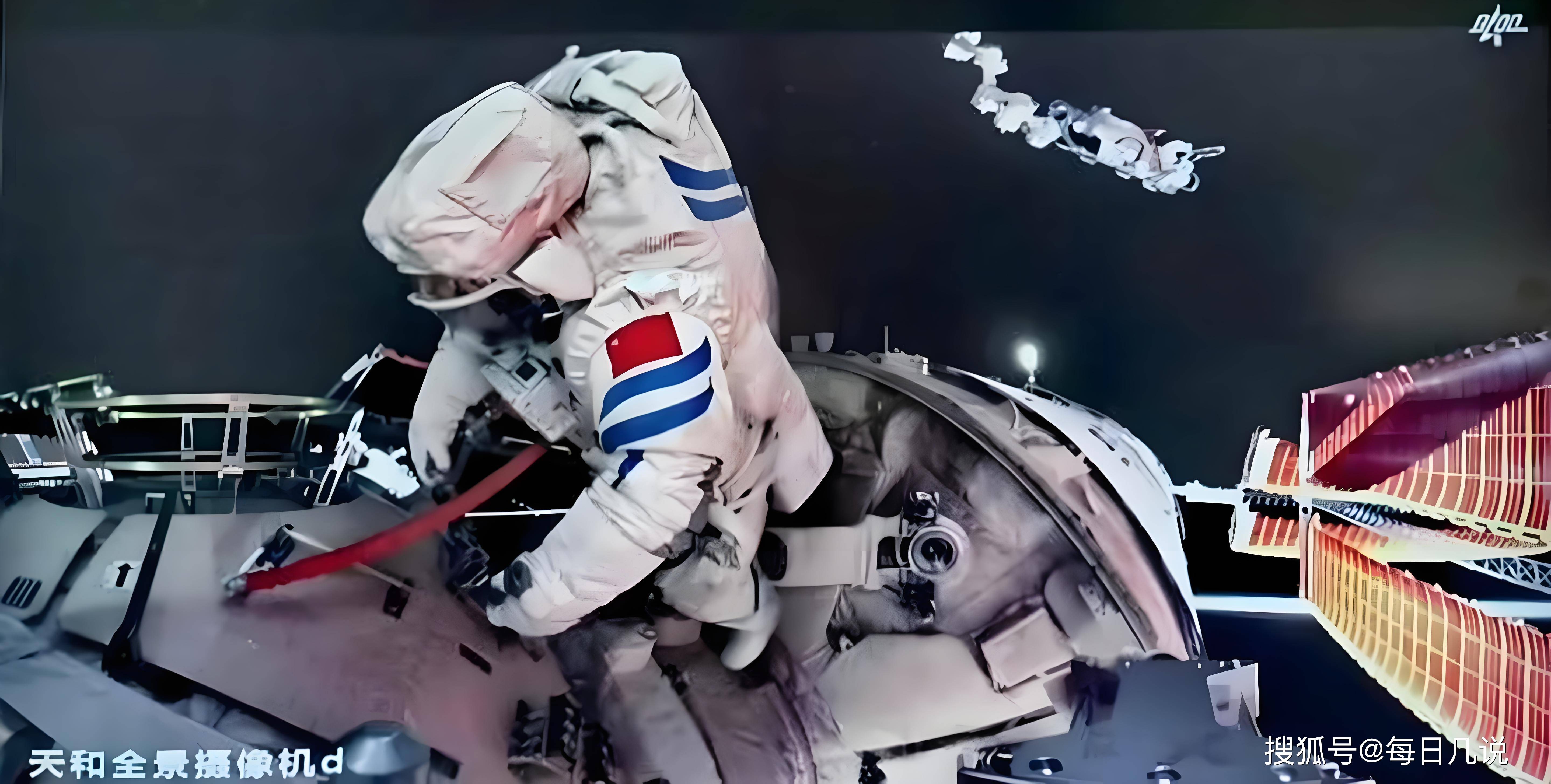 新华社快讯：神舟二十号飞船返回舱在东风着陆场成功着陆