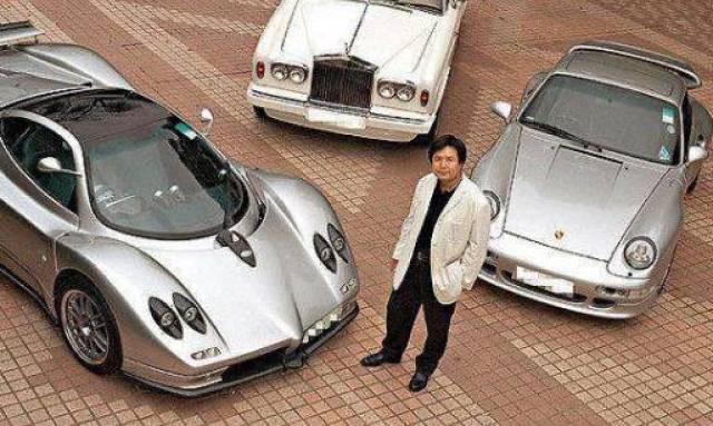 李嘉诚“卖火车”套现数百亿，下一个投资指向何方？