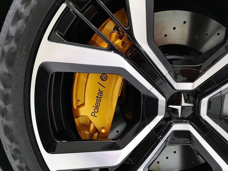 沛城科技IPO：对比亚迪销售额骤减，严笑寒转让股份套现千万