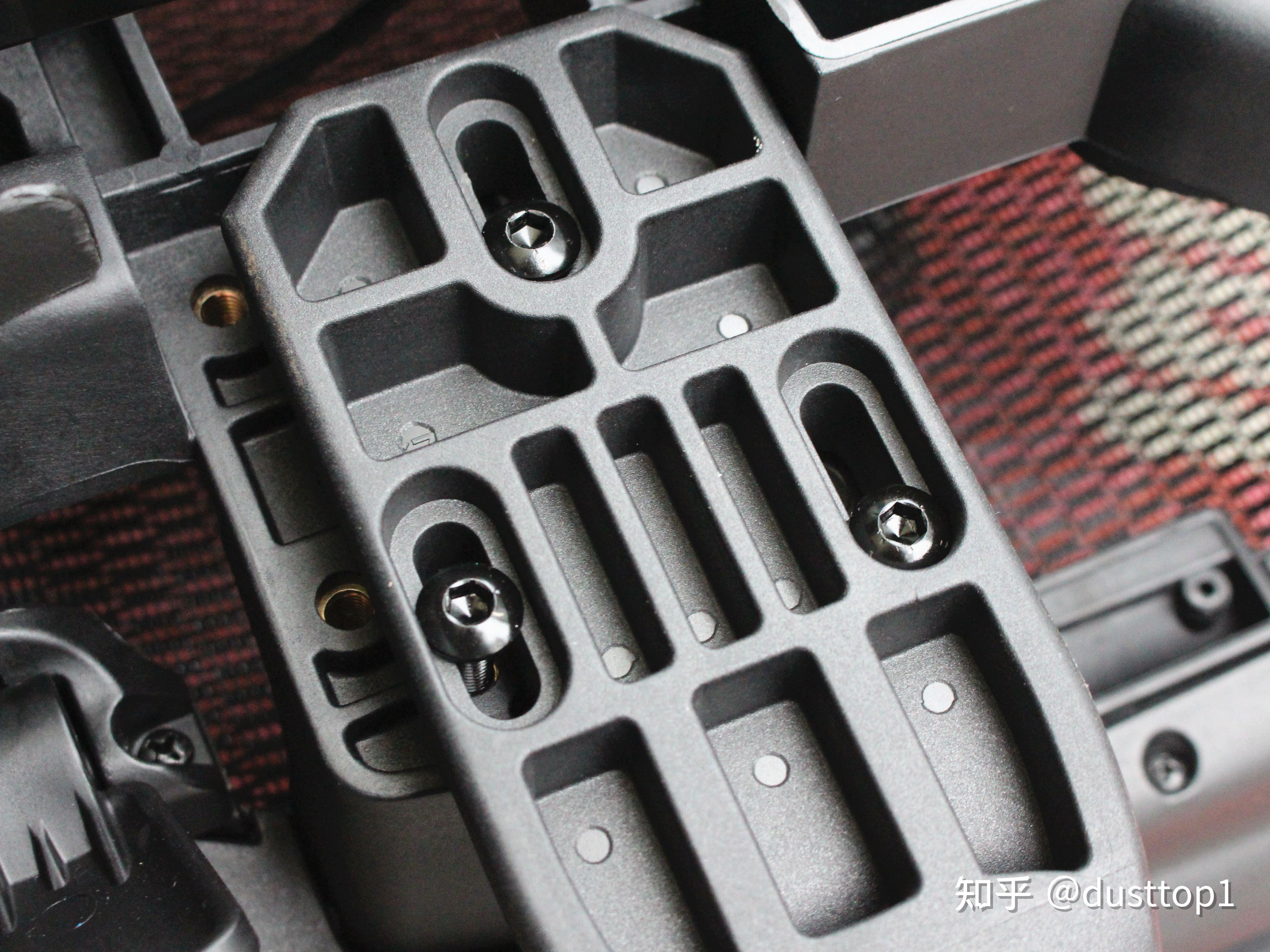 永艺股份获得外观设计专利授权：“网椅（MC-1190E）”