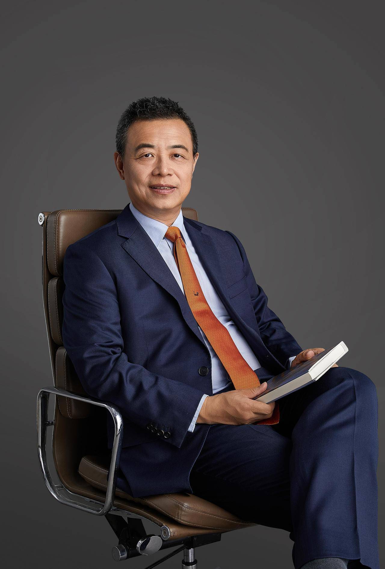 浙商银行：提名陈海强任董事长