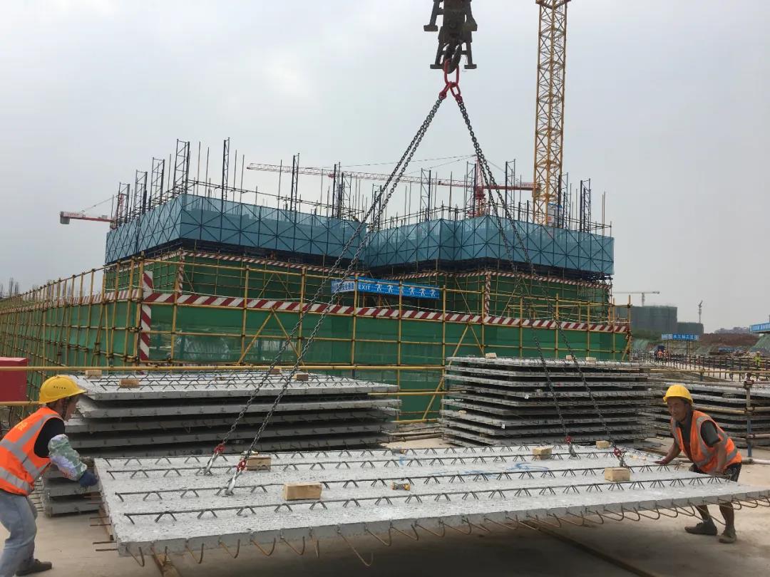 东南网架获得发明专利授权：“叠层大跨度网格结构的施工方法”