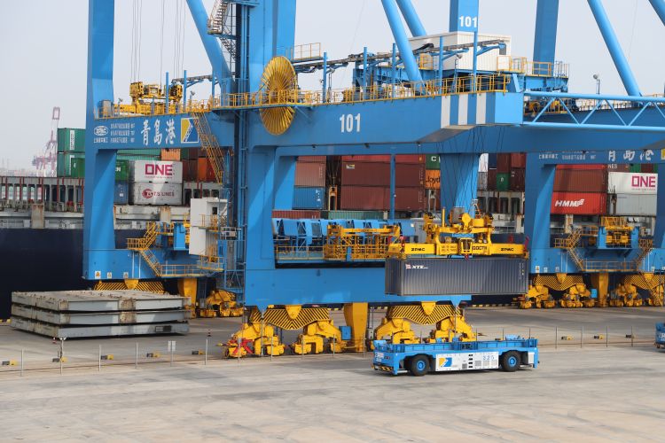 青岛港获得发明专利授权：“一种集装箱码头智能指挥管控系统自动化测试方法和系统”