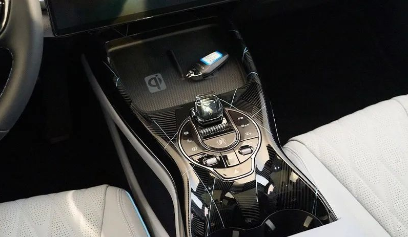 宇通客车获得外观设计专利授权：“城间车雷达罩”