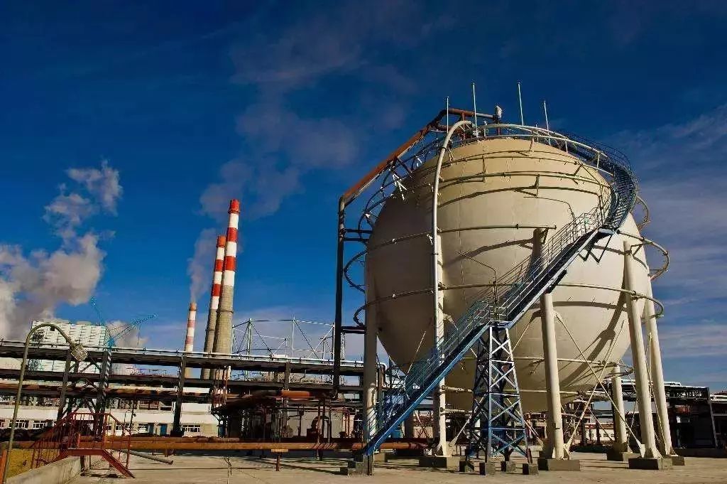 养猪子公司净亏12.88亿，光明肉业业绩被拖累转亏？