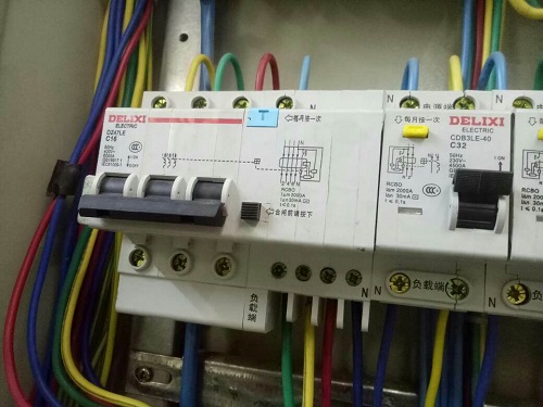 晶丰明源获得发明专利授权：“一种短路检测电路及方法、以及发光装置”