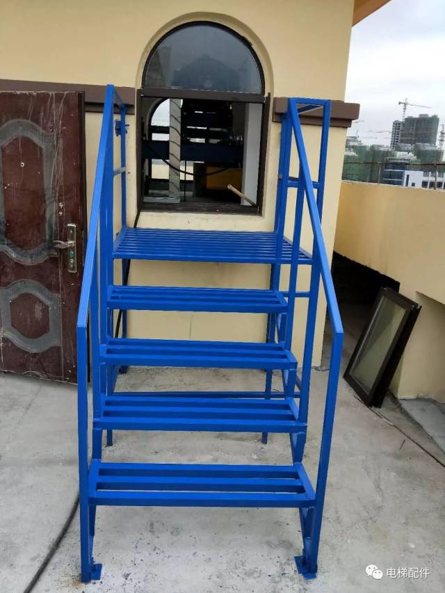 新时达获得实用新型专利授权:“一种电梯板卡”