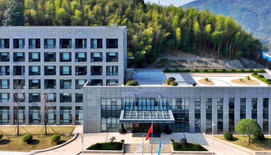 军信股份：公司生产经营一切正常