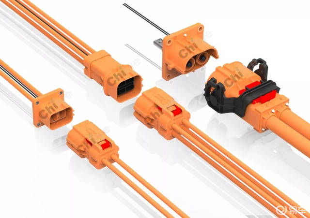 鼎通科技获得实用新型专利授权：“一种两芯高压连接器”