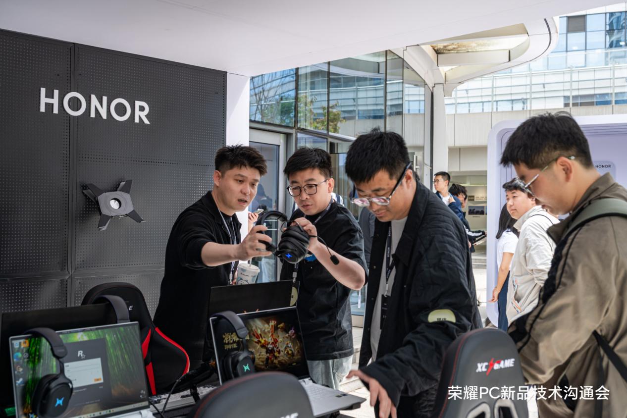 荣耀WIN游戏本等多款新品正式发布，荣耀PC家族全面爆发