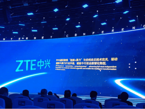 通讯丨在“国际显示周”看“中国智造”展现显示技术与AI融合发展