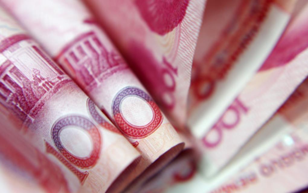意大利10年期国债收益率上涨5个基点，达到3.9922%，为4月7日以来最高水平