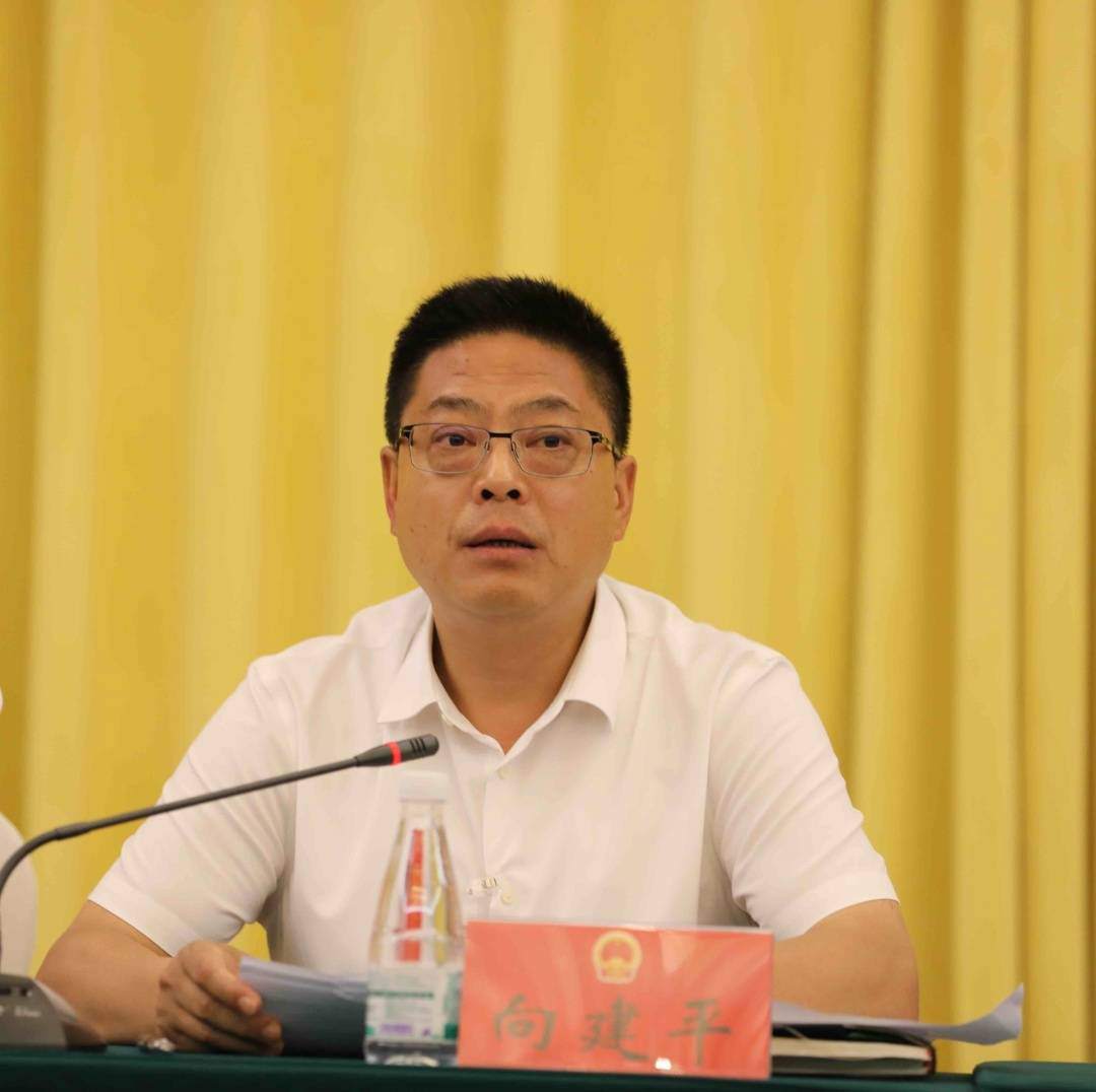 海翔药业：公司本次股东会的召集与召开程序、召集人与出席会议人员的资格、会议表决程序均符合法律、行政法规和《公司章程》的规定；表决结果合法、有效