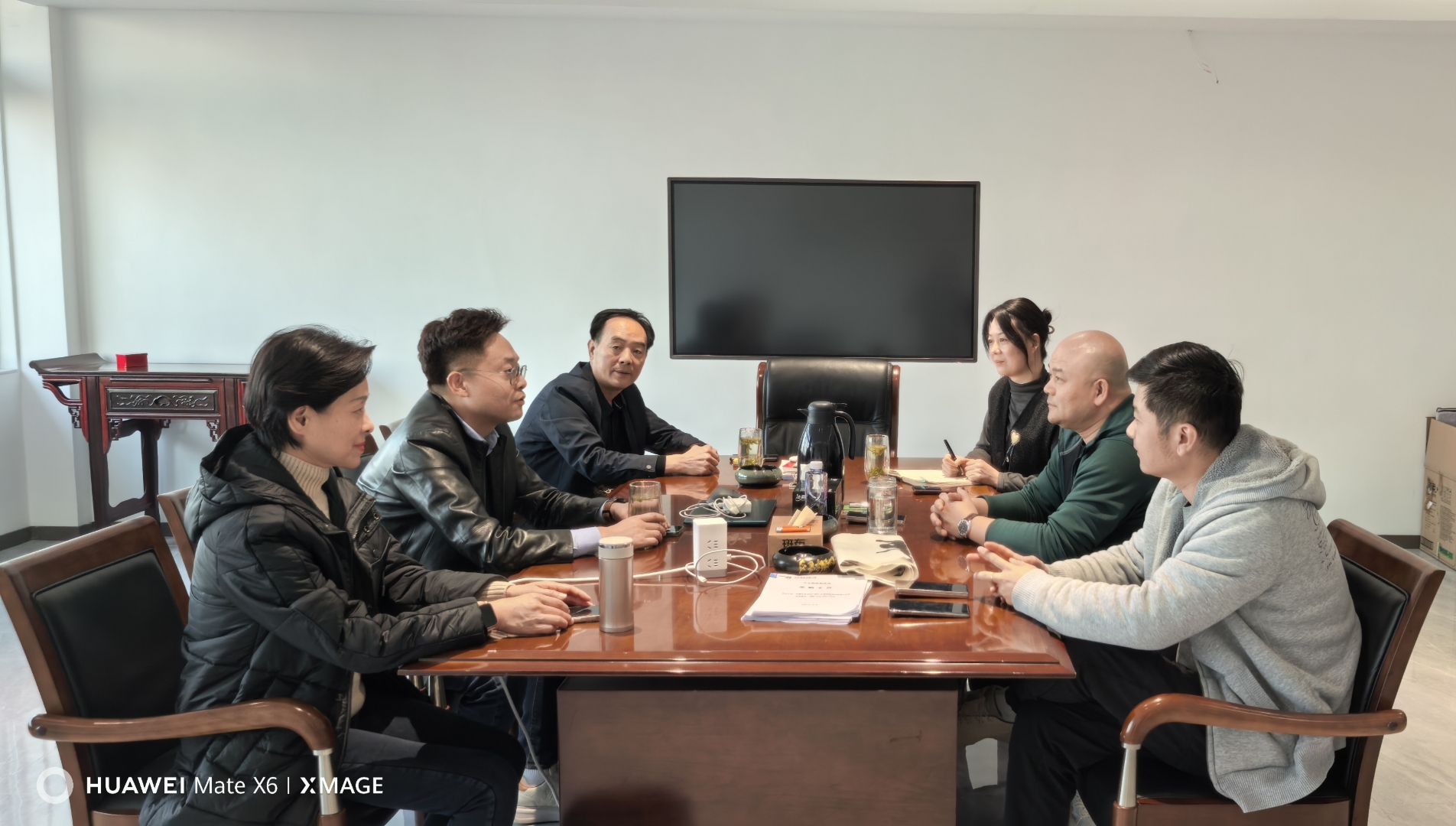 中自科技(688737.SH)：董事陈耀强拟减持不超过20万股公司股份