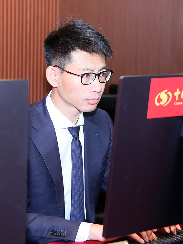 利仁科技：公司主营业务不包括电子布和光通信光模块相关业务