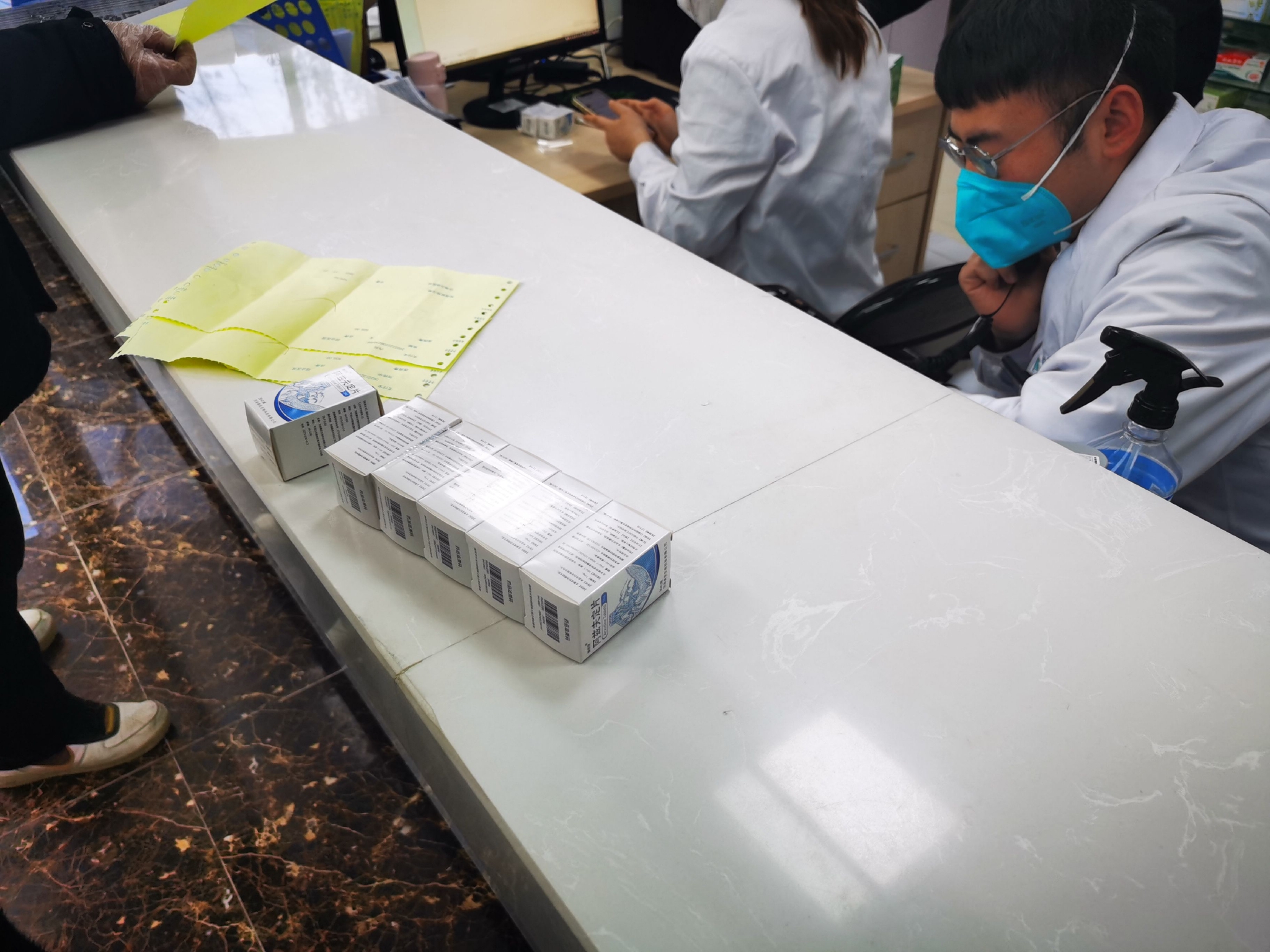漱玉平民:关于实施权益分派期间“漱玉转债”暂停转股的提示性公告